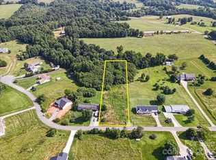 144 Tranquility Ln, Harmony, NC 28634