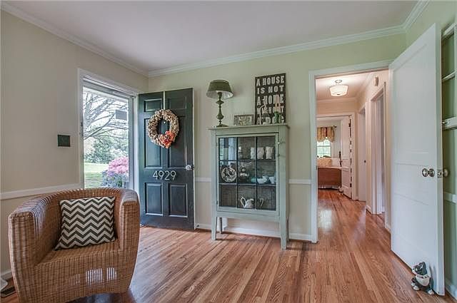 1st image of 4929 Monterey Dr