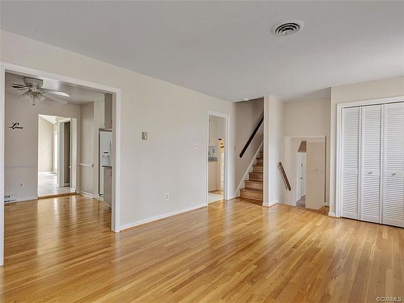 5th image of 1809 Greenfield Dr