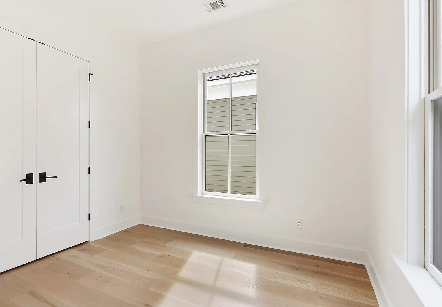 1 bed, 600 sqft, $2,100 — Photo 1