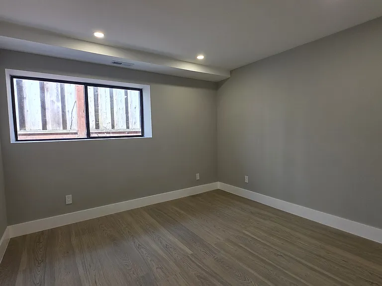 373 Avalon Dr #A — Photo 10