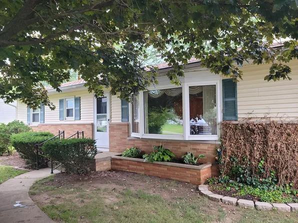 1182 Manner Dr, Mansfield, OH 44905