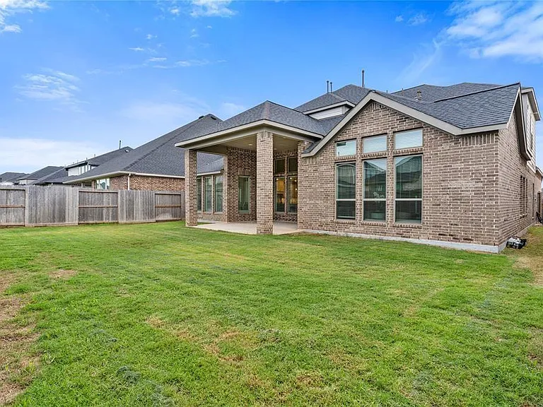 28926 Creekside Bend Dr — Photo 31