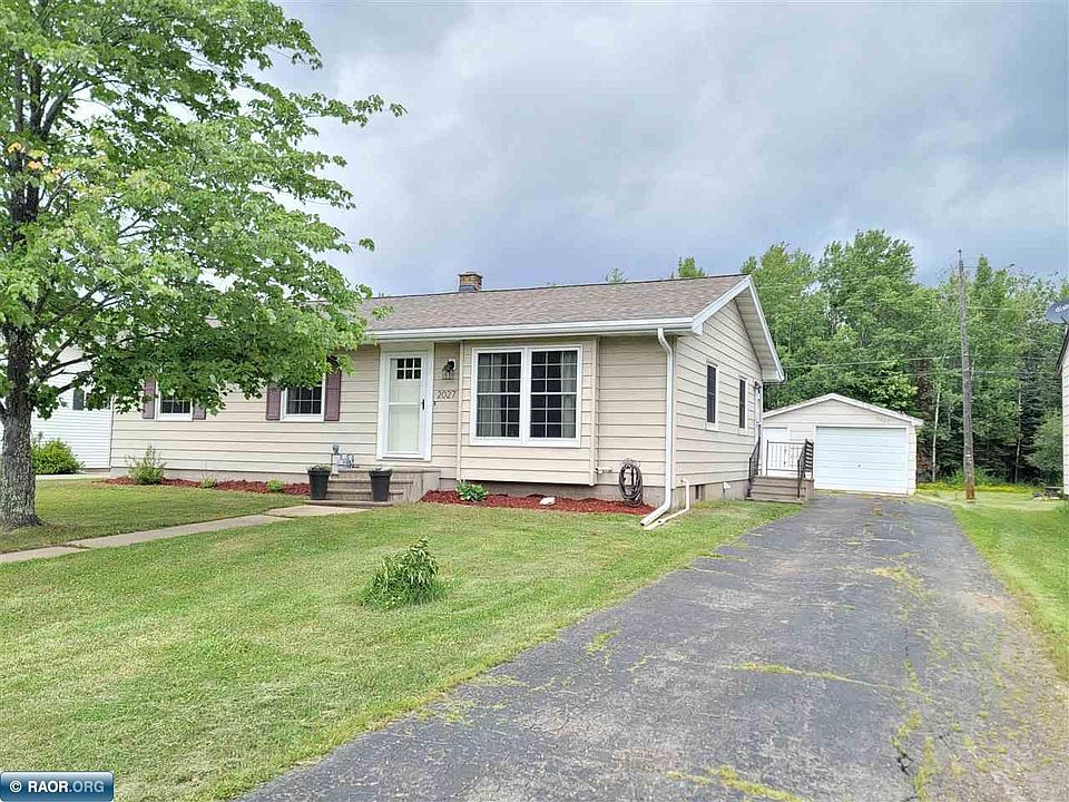1st image of 2027 E 31st St