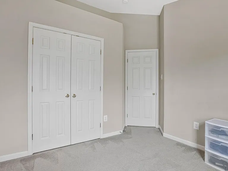 Junior bedroom on the upper level