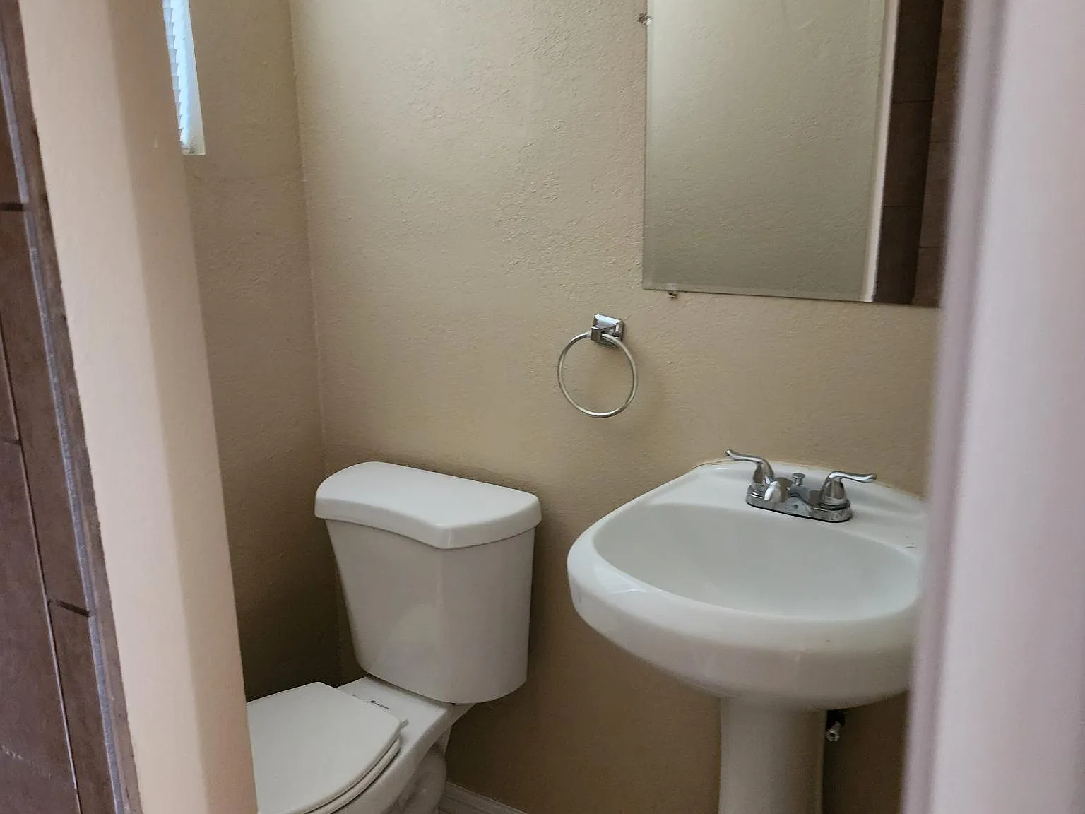 1 bed, 600 sqft, $1,050 — Photo 2