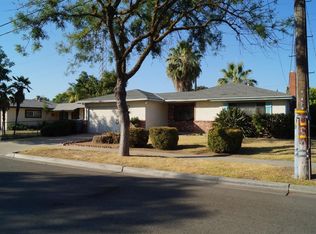 4956 E Sooner Dr, Fresno, CA 93727