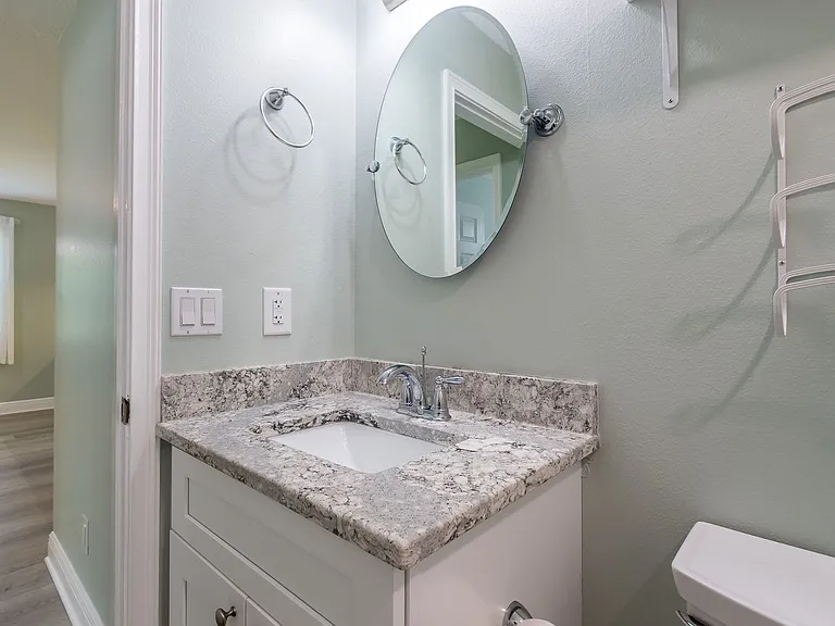 355 23rd Ave SW — Photo 30
