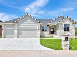 3006 E Sunflower Dr, Derby, KS 67037