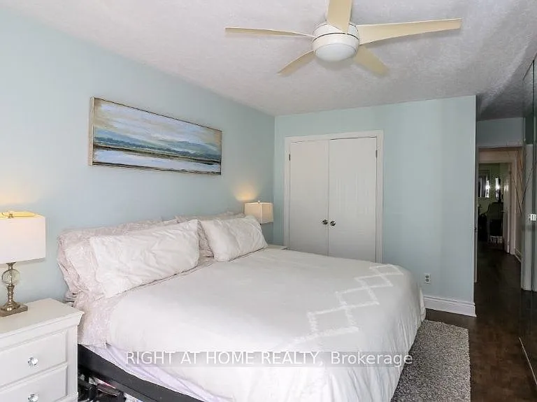 43 Olive Cres #201 — Photo 25