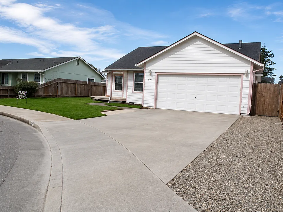 2330 Adkins Ct