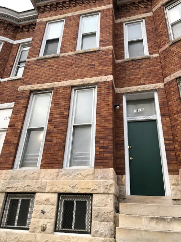 3 bed, 1600 sqft, $1,575 — Photo 1