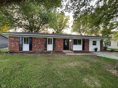 2015 Rosewood Dr, Anderson, IN, 46011