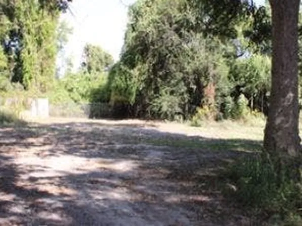 84 South St, Glen Allan, MS 38744