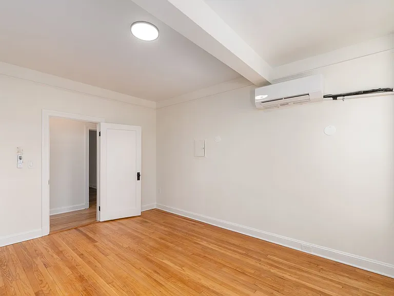 Guilford Apartments, LLC — Photo 31