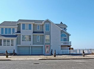 218 89th St #W, Sea Isle City, NJ 08243