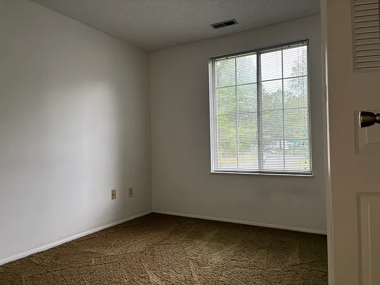 8200 Mahogany Dr — Photo 23
