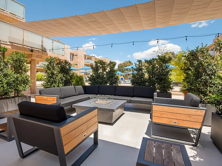 3700 Sepulveda Apartments — Photo 52