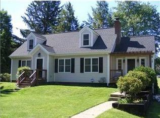 345 W Water St, Saxonburg, PA 16056
