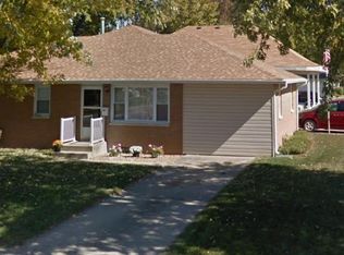 105 N Carico St, Tuscola, IL 61953