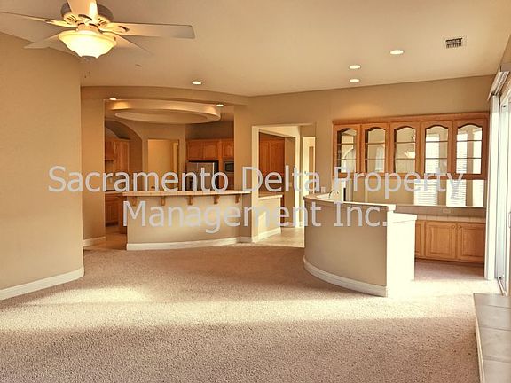 5th image of 8514 Santiago Cir