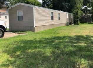 3031 Bay Oaks Harbor Dr, Baytown, TX 77523