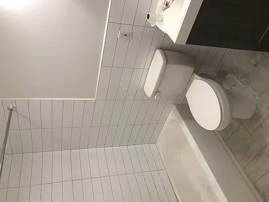 Rented by NYRE Management Corp. | media 8