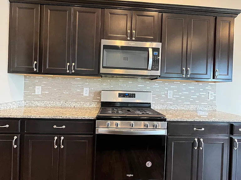 2566 Creek Bank Dr — Photo 8