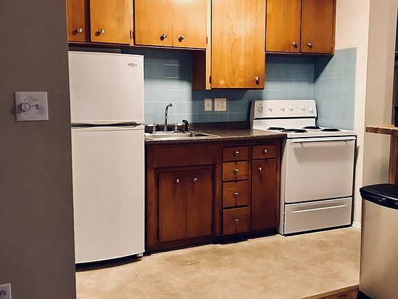 3rd image of 1821 Harvard Ave APT 202