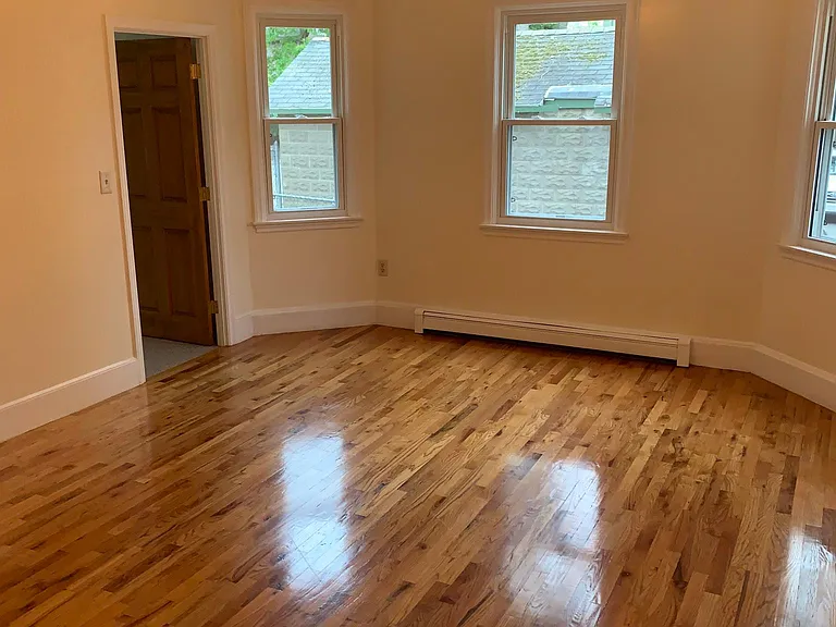 52-54 Webster St #1 — Photo 6