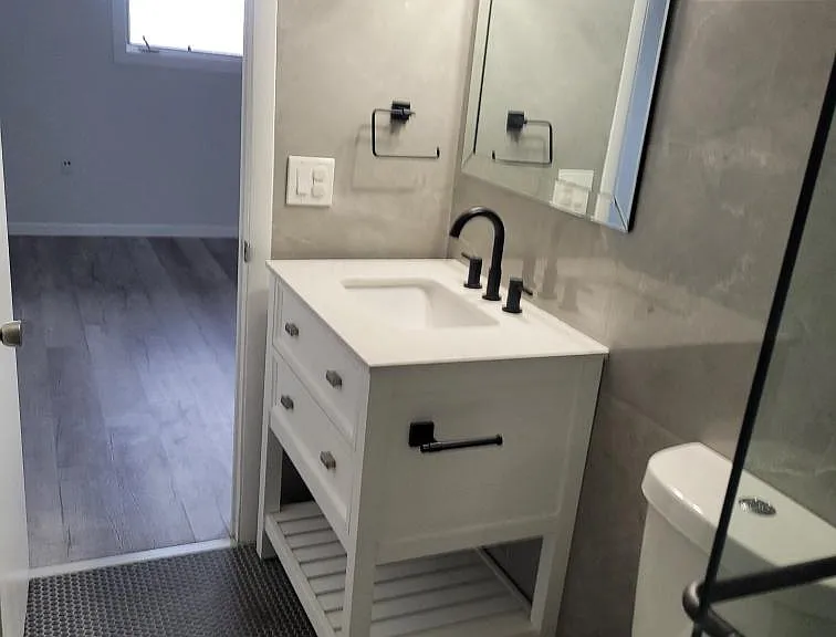 11610 N Bayshore Dr #3H — Photo 15