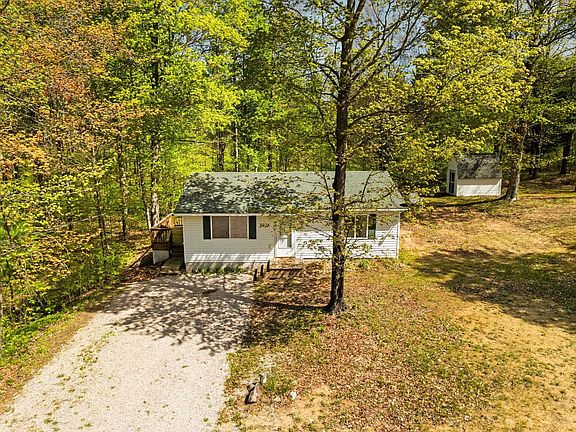 3rd image of 3936 Jeri Rd
