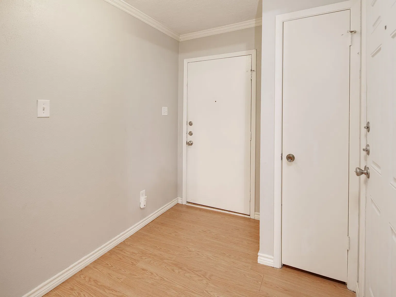3211 Heatherwood Dr — Photo 4