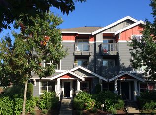 1696 25th Ave NE UNIT 201, Issaquah, WA 98029