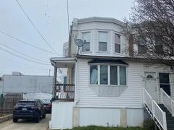 228 Cedar Ave, Holmes, PA 19043