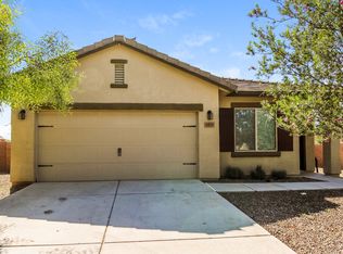 8231 W Razorbill Dr, Tucson, AZ 85757