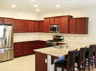 6164 E Pontiac Way, Fresno, CA