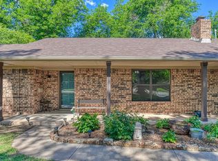 1224 S 8th St, Chickasha, OK 73018