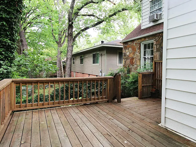 212 Goshen Ave — Photo 24