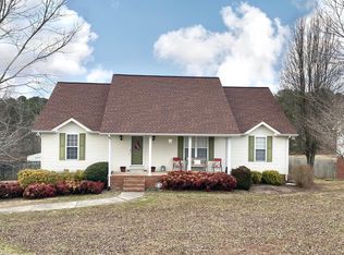 154 Nichols Ln, Chatsworth, GA 30705