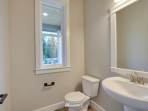 3rd image of 17312 76th Avenue Ct E