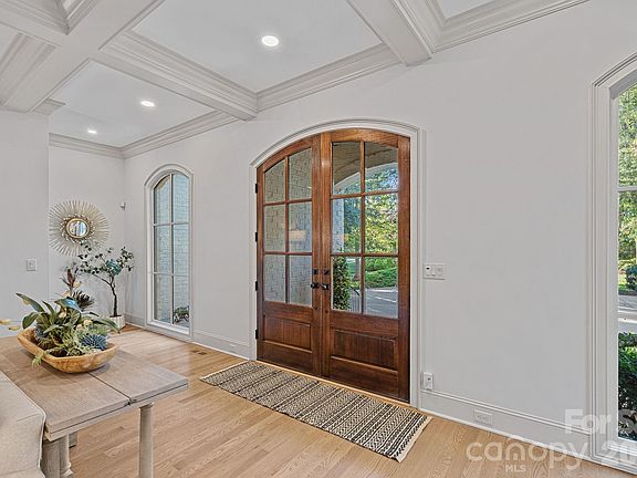 3rd image of 111 Chatham Rd