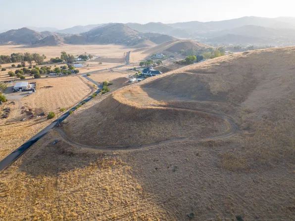 30403 Dorsey Drive, Exeter, CA 93221