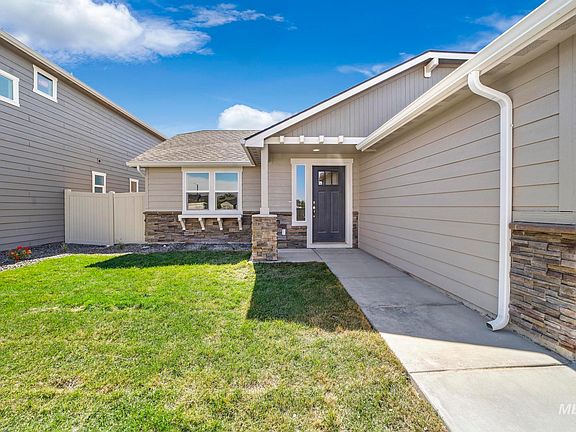 4th image of 2698 Whitebark Ln