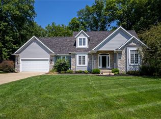 5790 Emerald Lakes Dr, Medina, OH 44256