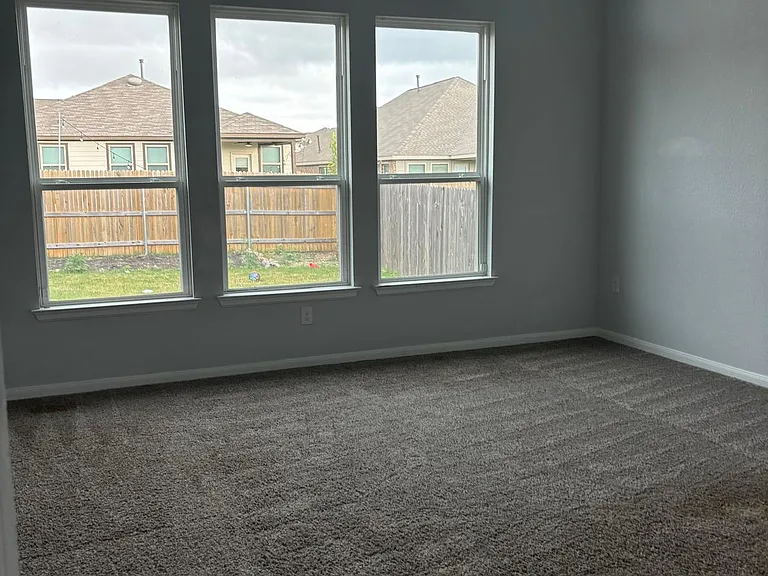 5829 Bianca Dr — Photo 10