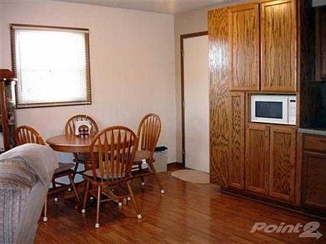 4th image of 2407 Fox Rd