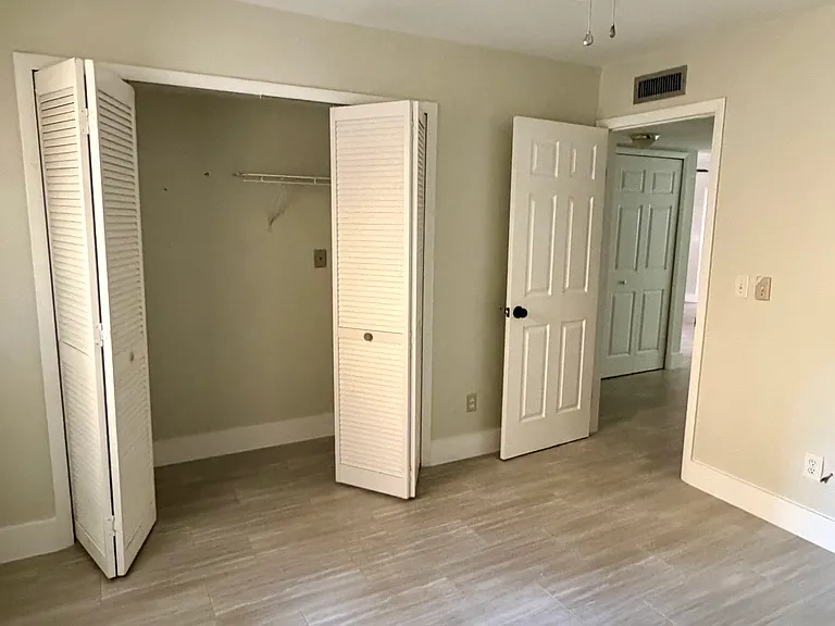 6136 Whiskey Creek Dr #503 — Photo 13
