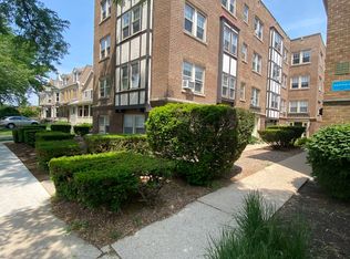 29 S Madison Ave APT 3C, La Grange, IL 60525