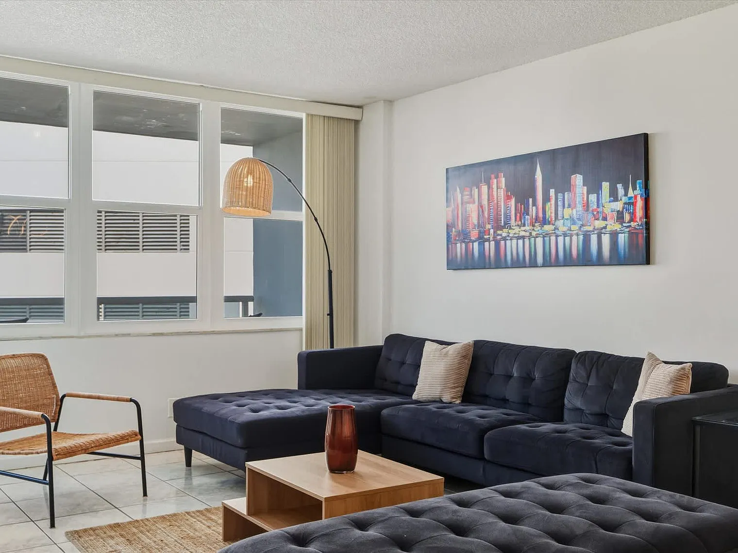 2 bed, 2.0 bath, 1248 sqft, $4,206 — Photo 3